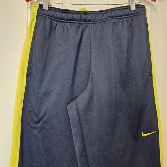 Nike Therma Fit Mens Track Pants Size Large Blue Yellow Pin Stripe Straight Leg - Picture 3 of 11